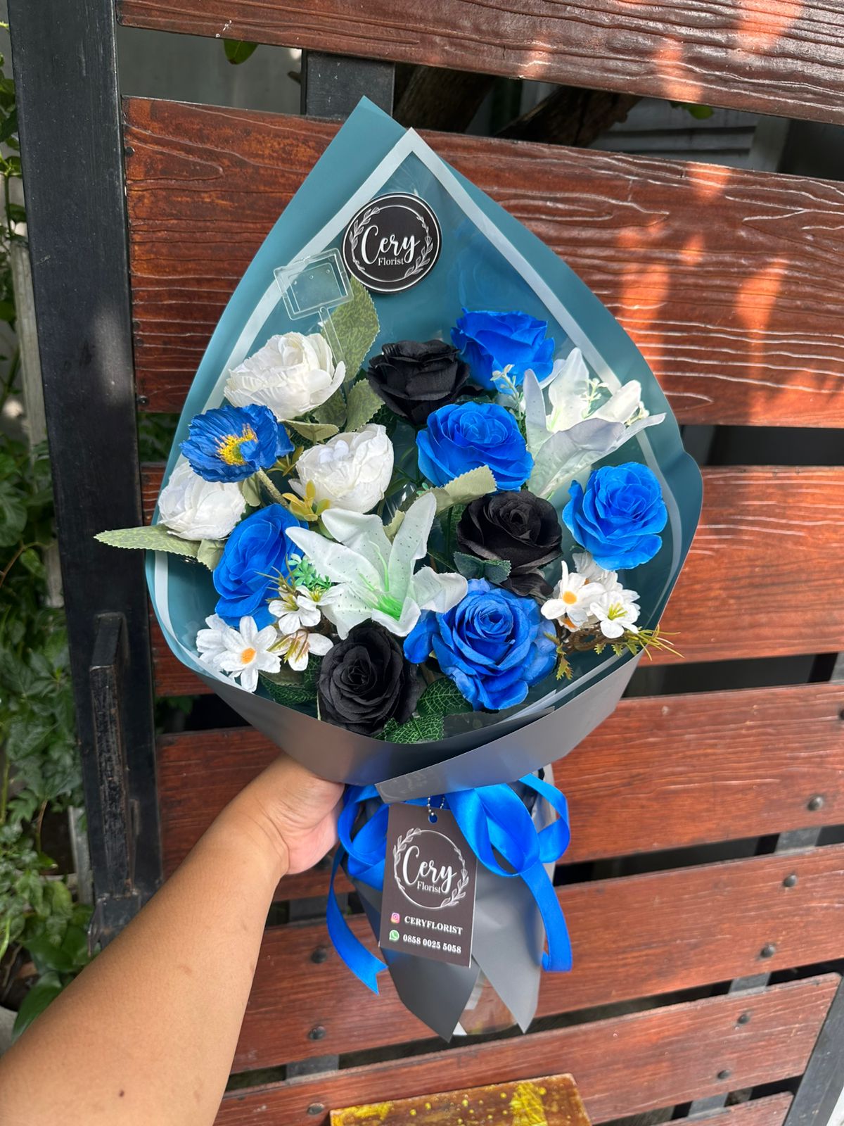 Buket Bunga Palsu 